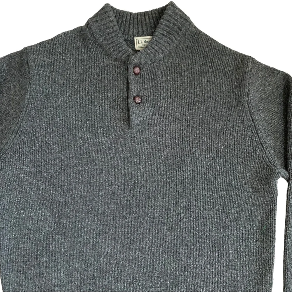 L.L. Bean 100% Lambswool Sweater Size M-Tall